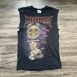 Vintage Metallica Tick Tick Tok “death is pain” thrashed Graphic Tank tee